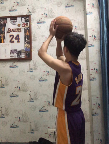 Mitchell & Ness 球衣AU 球員版2008-09總冠軍 湖人隊科比客場24號 紫色 photo review